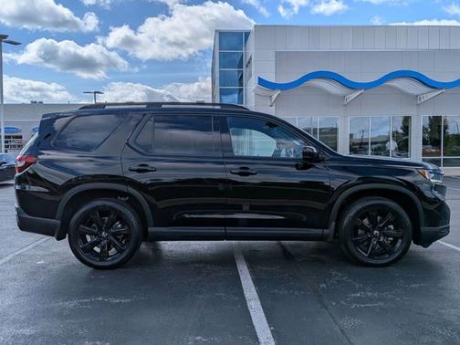 2025 Honda Pilot Black Edition