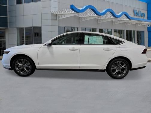 Platinum White Pearl 2026 Honda Accord Hybrid EX-L