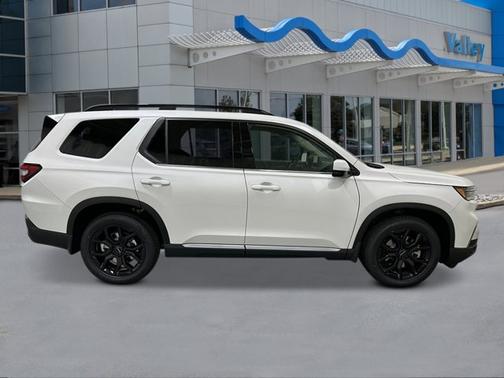 2025 Honda Pilot Touring 8-Passenger