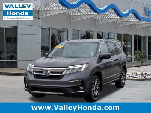 2022 Honda Pilot Touring 8-Passenger