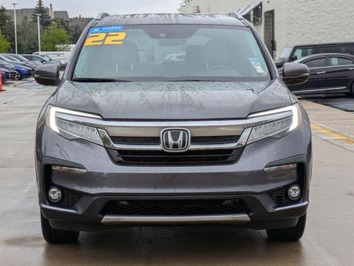 2022 Honda Pilot Touring 8-Passenger