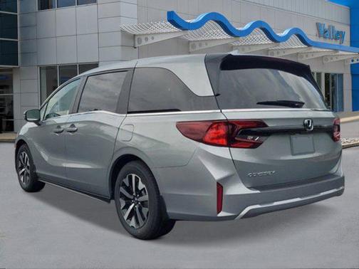 Solar Silver Metallic 2026 Honda Odyssey EX-L