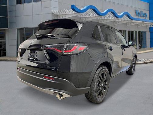 Crystal Black Pearl 2026 Honda HR-V AWD Sport