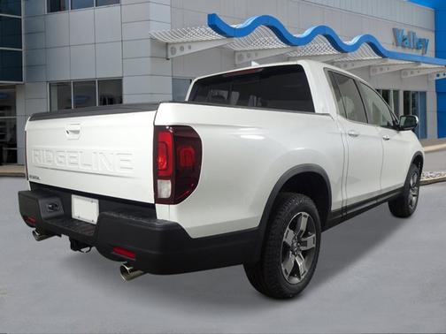 Platinum White Pearl 2026 Honda Ridgeline RTL
