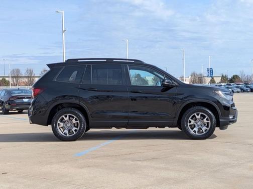 2023 Honda Passport AWD TrailSport