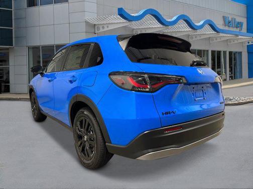 Boost Blue Pearl 2027 Honda HR-V Sport