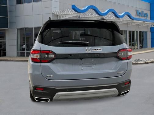 2025 Honda Pilot Touring 8-Passenger