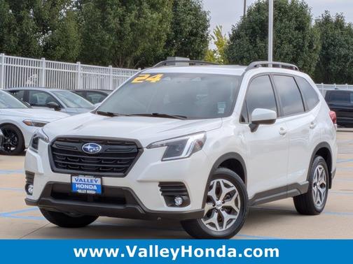 2024 Subaru Forester Premium