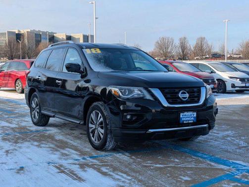 2018 Nissan Pathfinder SL
