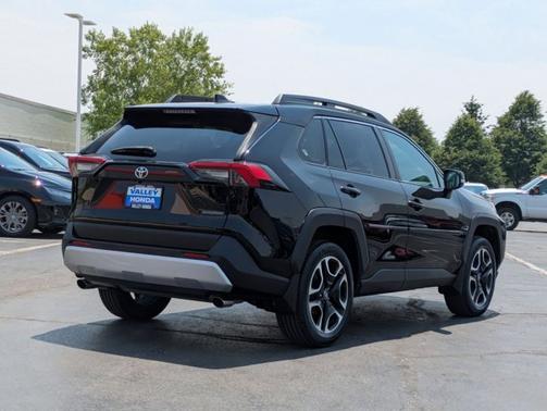 2019 Toyota RAV4 Adventure