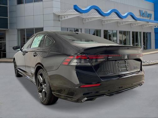 Crystal Black Pearl 2026 Honda Accord Hybrid Sport-L