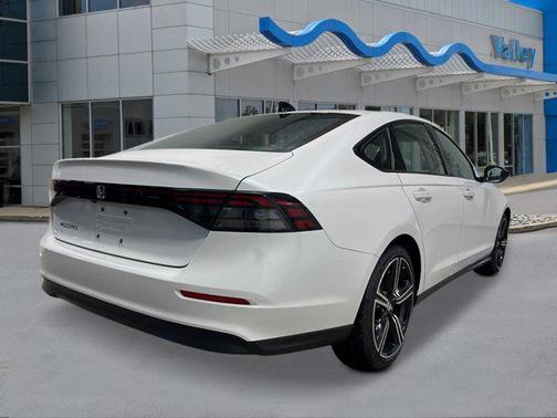 Platinum White Pearl 2026 Honda Accord SE