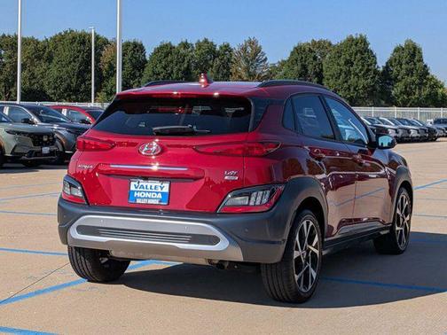 2022 Hyundai KONA Limited
