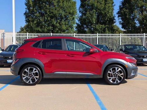 2022 Hyundai KONA Limited