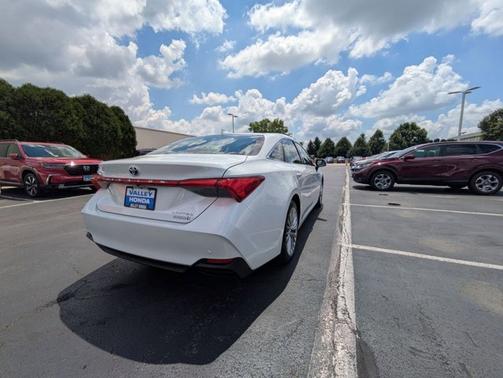 2020 Toyota Avalon Hybrid Limited