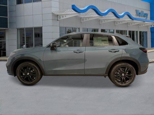 Nordic Forest Pearl 2027 Honda HR-V Sport