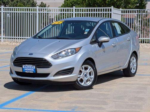 Ingot Silver 2016 Ford Fiesta SE