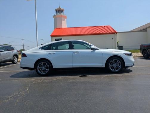 2024 Honda Accord EX 1.5T