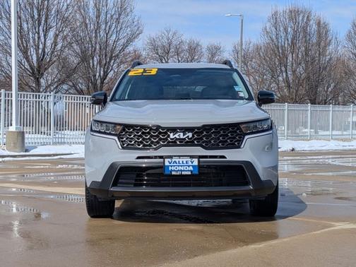 2023 Kia Sorento S