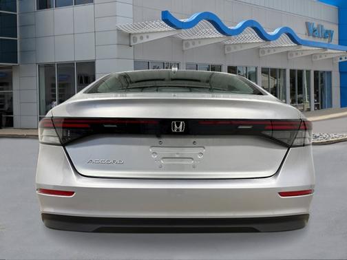 2025 Honda Accord LX 1.5T