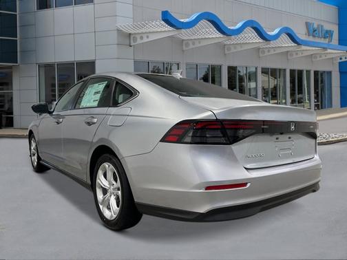 2025 Honda Accord LX 1.5T