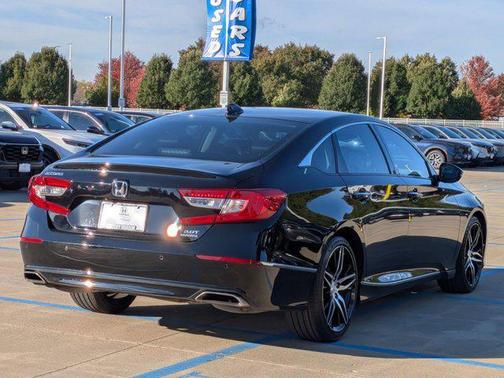 2021 Honda Accord Touring 2.0T