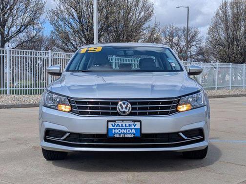 Reflex Silver Metallic 2019 Volkswagen Passat 2.0T Wolfsburg Edition
