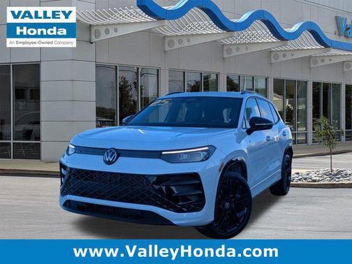 2025 Volkswagen Tiguan 2.0T SE R-Line Black 4MOTION