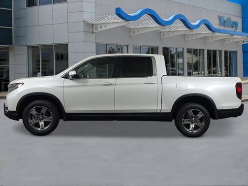 Platinum White Pearl 2026 Honda Ridgeline RTL