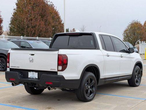 2023 Honda Ridgeline Black