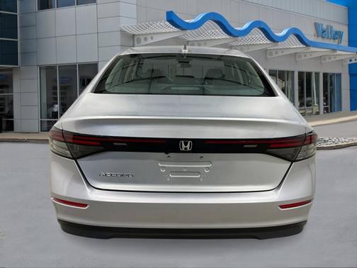 2025 Honda Accord LX 1.5T