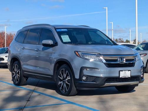 2022 Honda Pilot Touring 8-Passenger