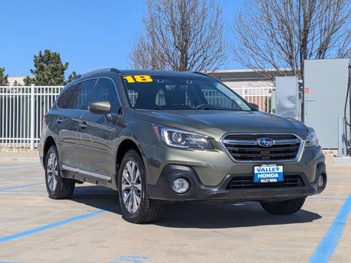 Wilderness Green Metallic 2018 Subaru Outback 2.5i Touring
