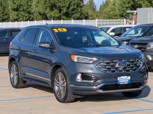 2019 Ford Edge Titanium