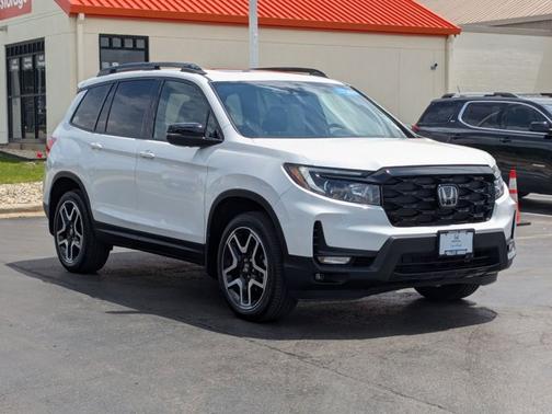 2023 Honda Passport AWD Elite