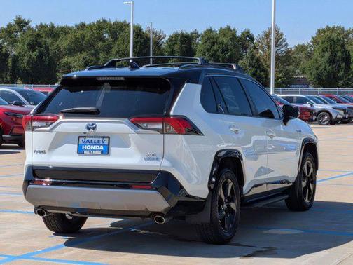 2019 Toyota RAV4 Hybrid SE