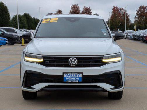 2022 Volkswagen Tiguan 2.0T SE R-Line Black 4MOTION