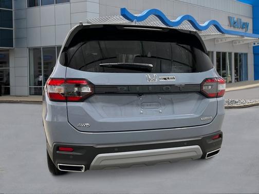 2025 Honda Pilot Touring 8-Passenger