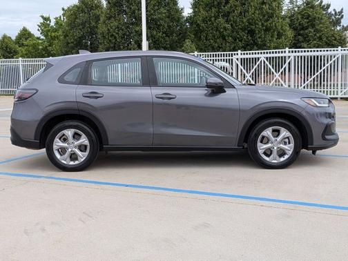 Modern Steel Metallic 2023 Honda HR-V LX