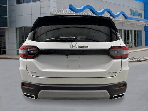 2025 Honda Pilot Touring 8-Passenger