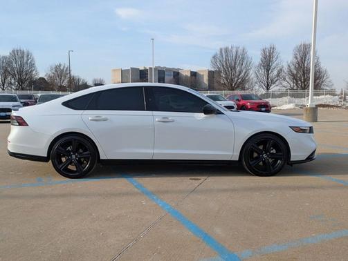 2024 Honda Accord Hybrid Sport-L