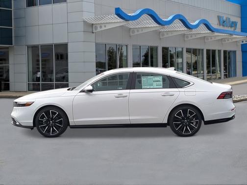 Platinum White Pearl 2026 Honda Accord Hybrid Touring