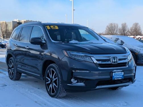 2019 Honda Pilot Touring 8-Passenger