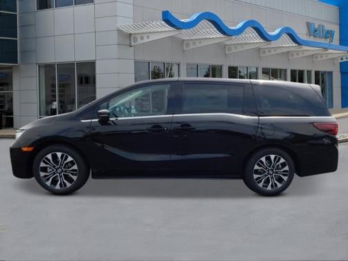 Crystal Black Pearl 2026 Honda Odyssey Elite