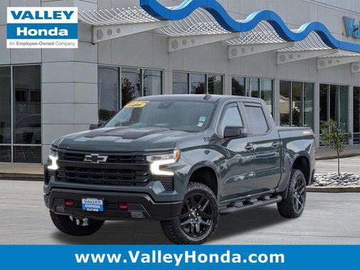 Cypress Gray 2025 Chevrolet Silverado 1500 LT Trail Boss
