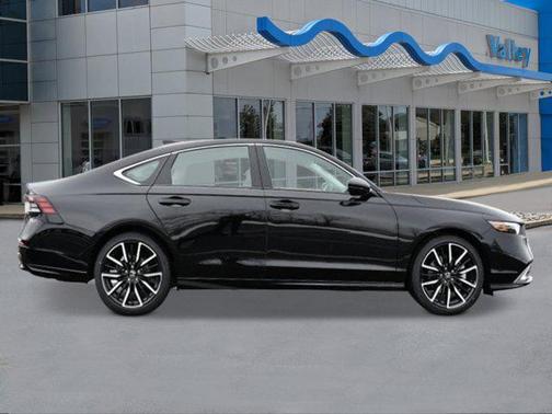 Crystal Black Pearl 2026 Honda Accord Hybrid Touring