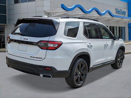 2025 Honda Pilot Black Edition