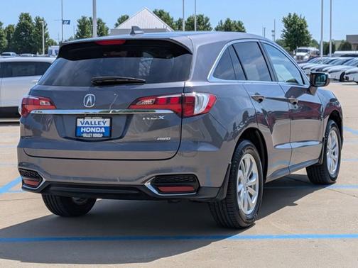 Modern Steel Metallic 2017 Acura RDX Technology Package