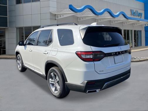 Platinum White Pearl 2026 Honda Pilot EX-L