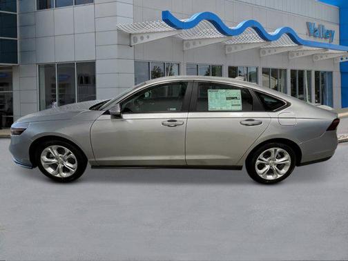 2025 Honda Accord LX 1.5T